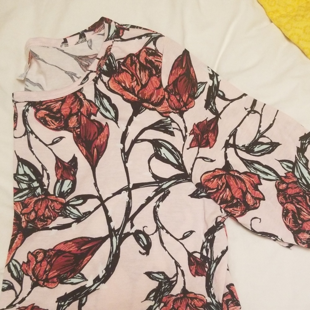 Lularoe floral gigi size xl